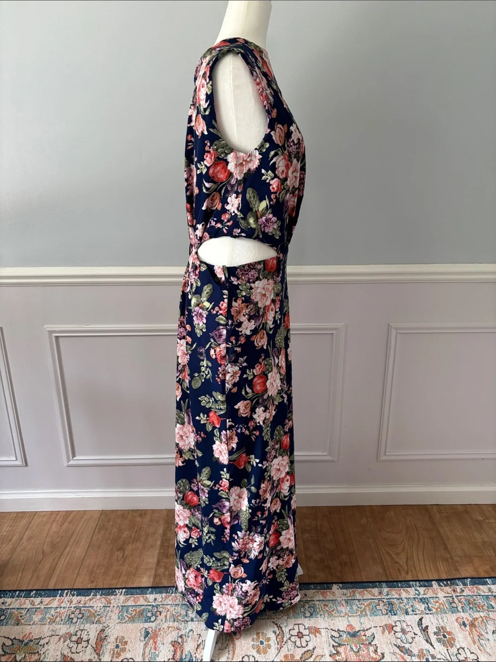 Abercrombie & Fitch Floral Fruits Cutout Maxi Dress Navy Cap Sleeve Size Medium